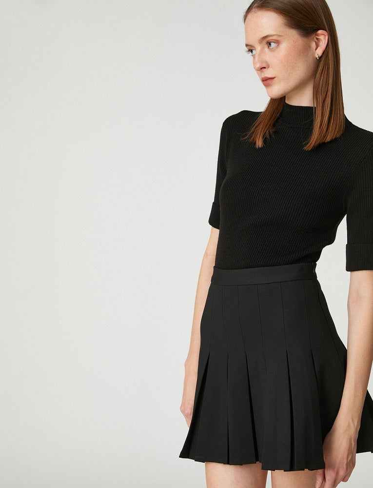 Atella Black Pleated Mini Skirt