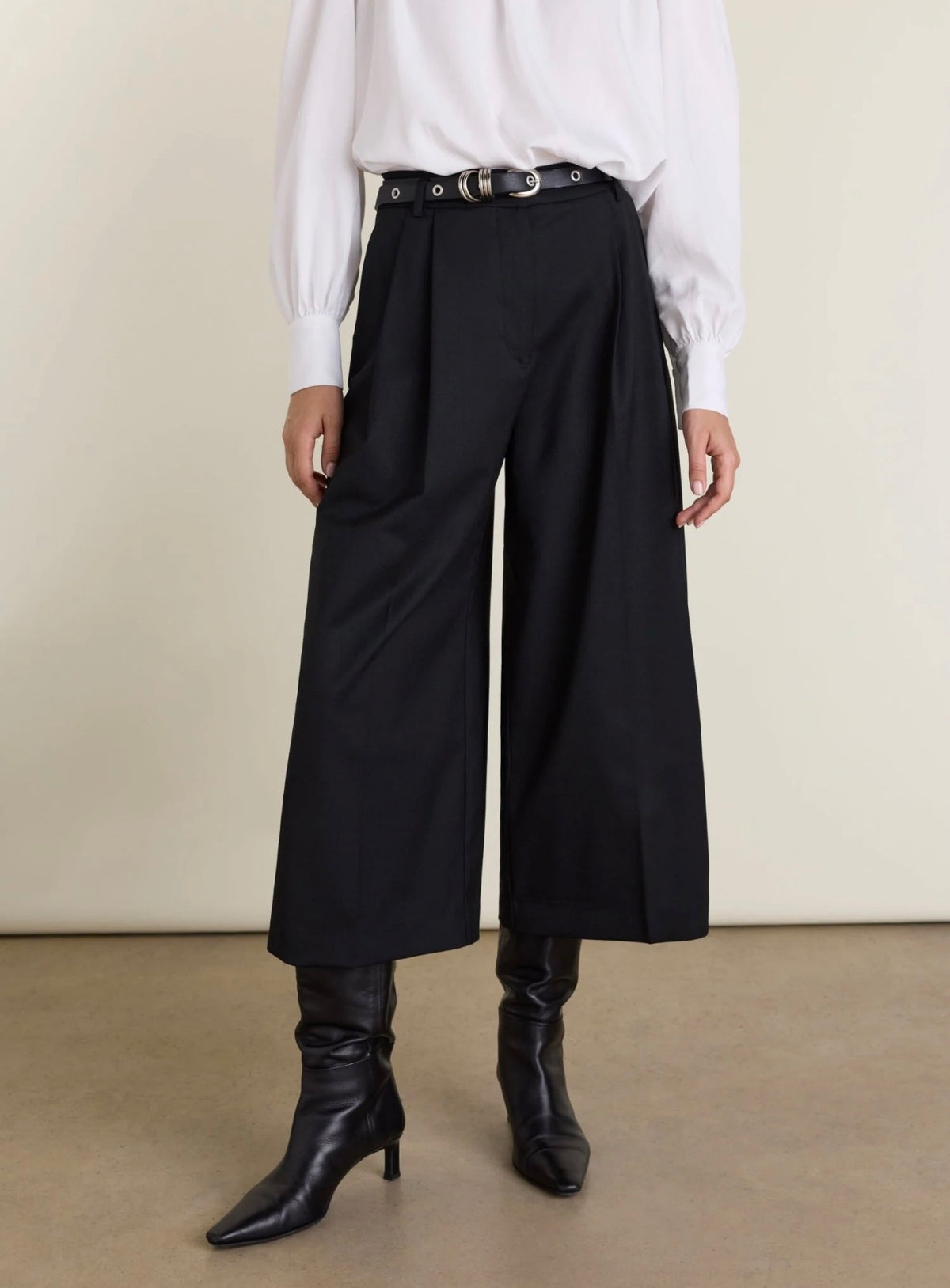 Black Tailored Culottes
