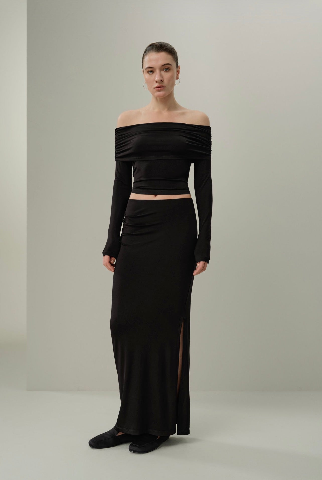 Black Off-Shoulder Long Sleeve Top