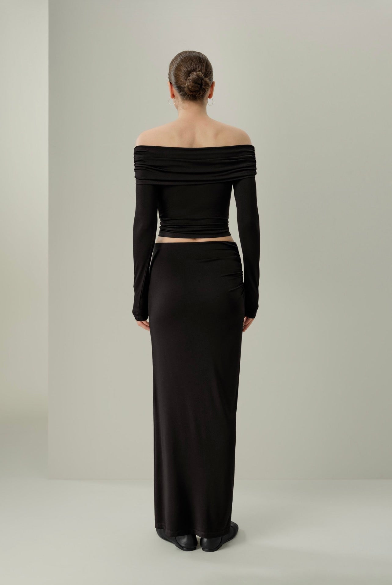 Black Off-Shoulder Long Sleeve Top