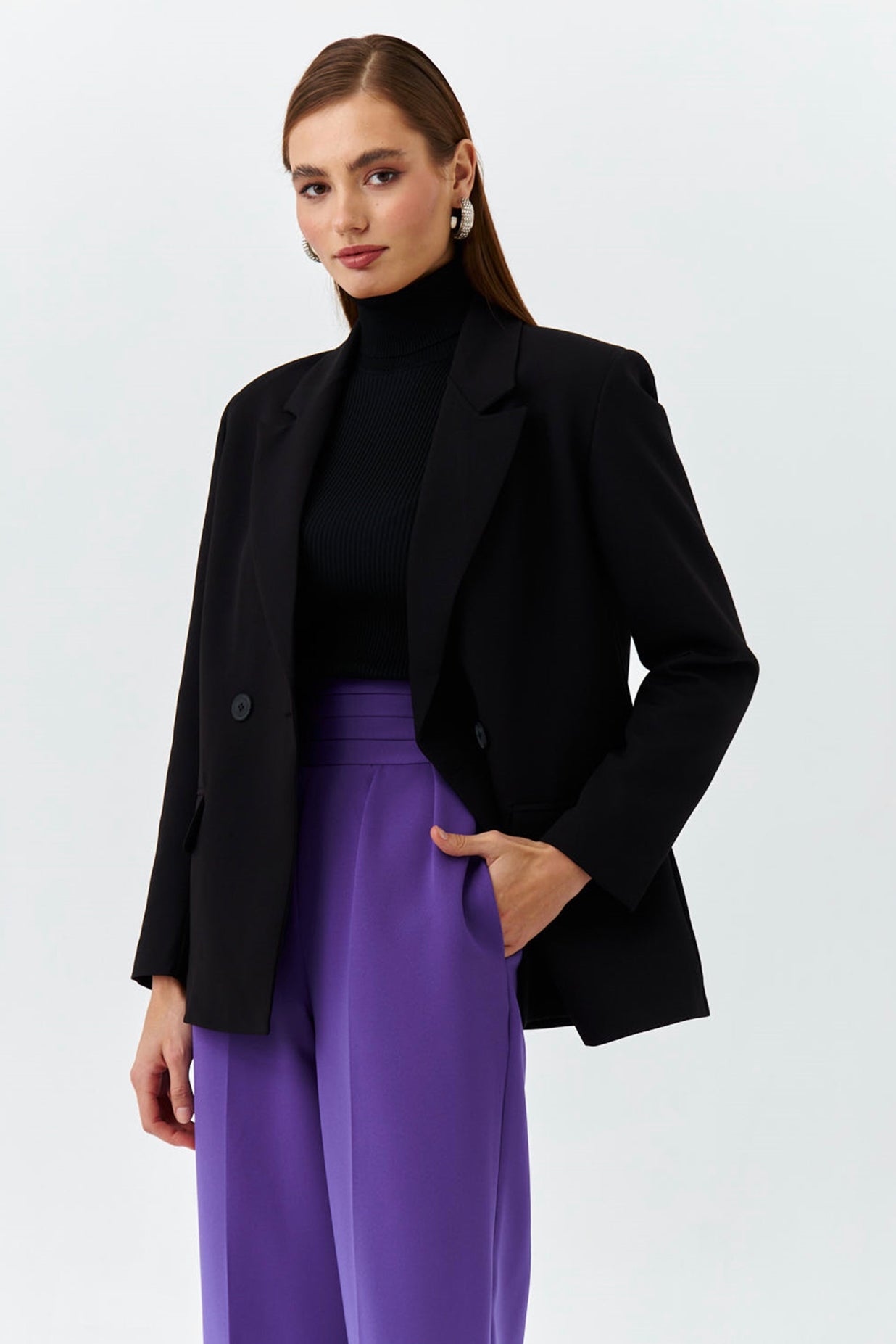 Elania Black Tailored Blazer