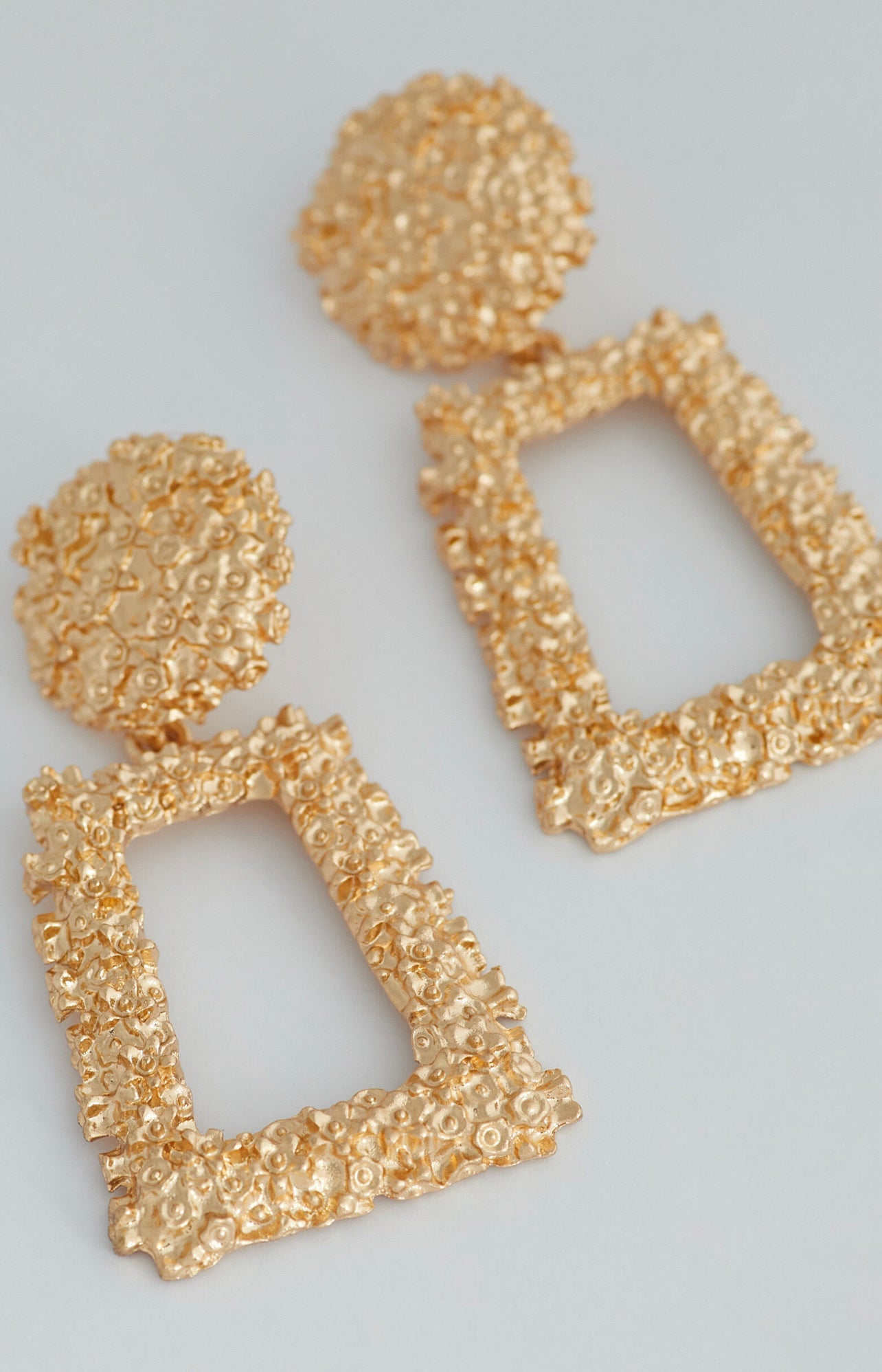 Valentina Gold Earring