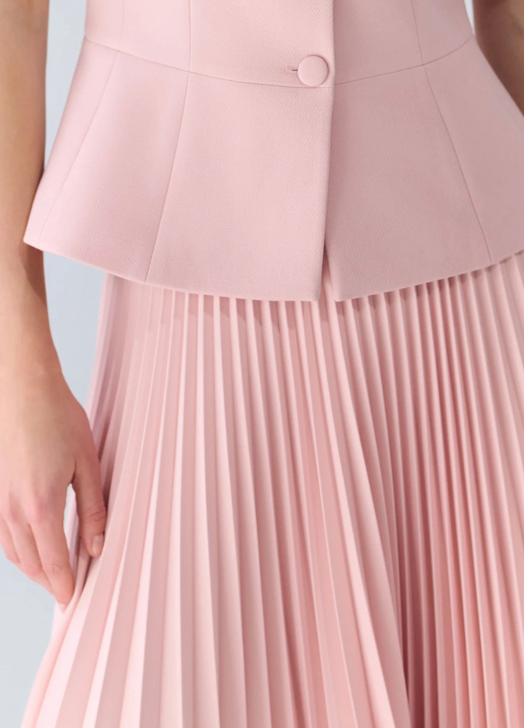 Peach Pleated Flared Long Skirt