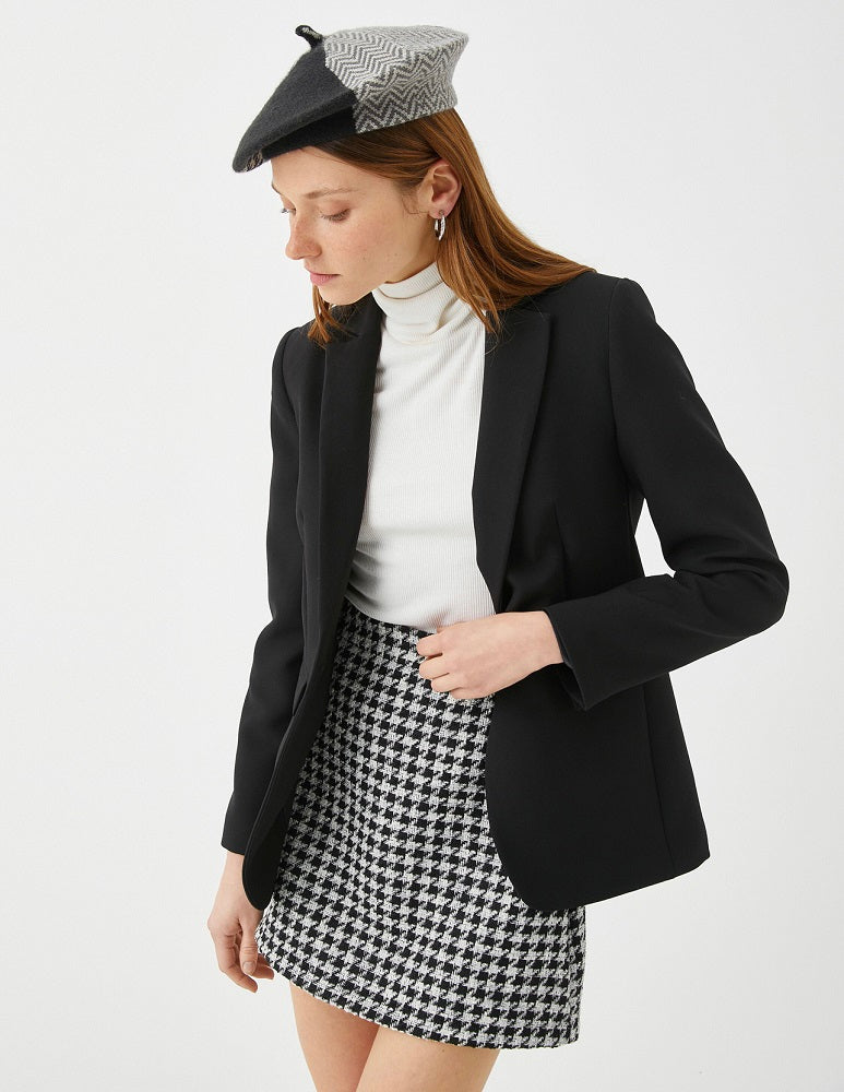 Siofra Black Buttoned Blazer