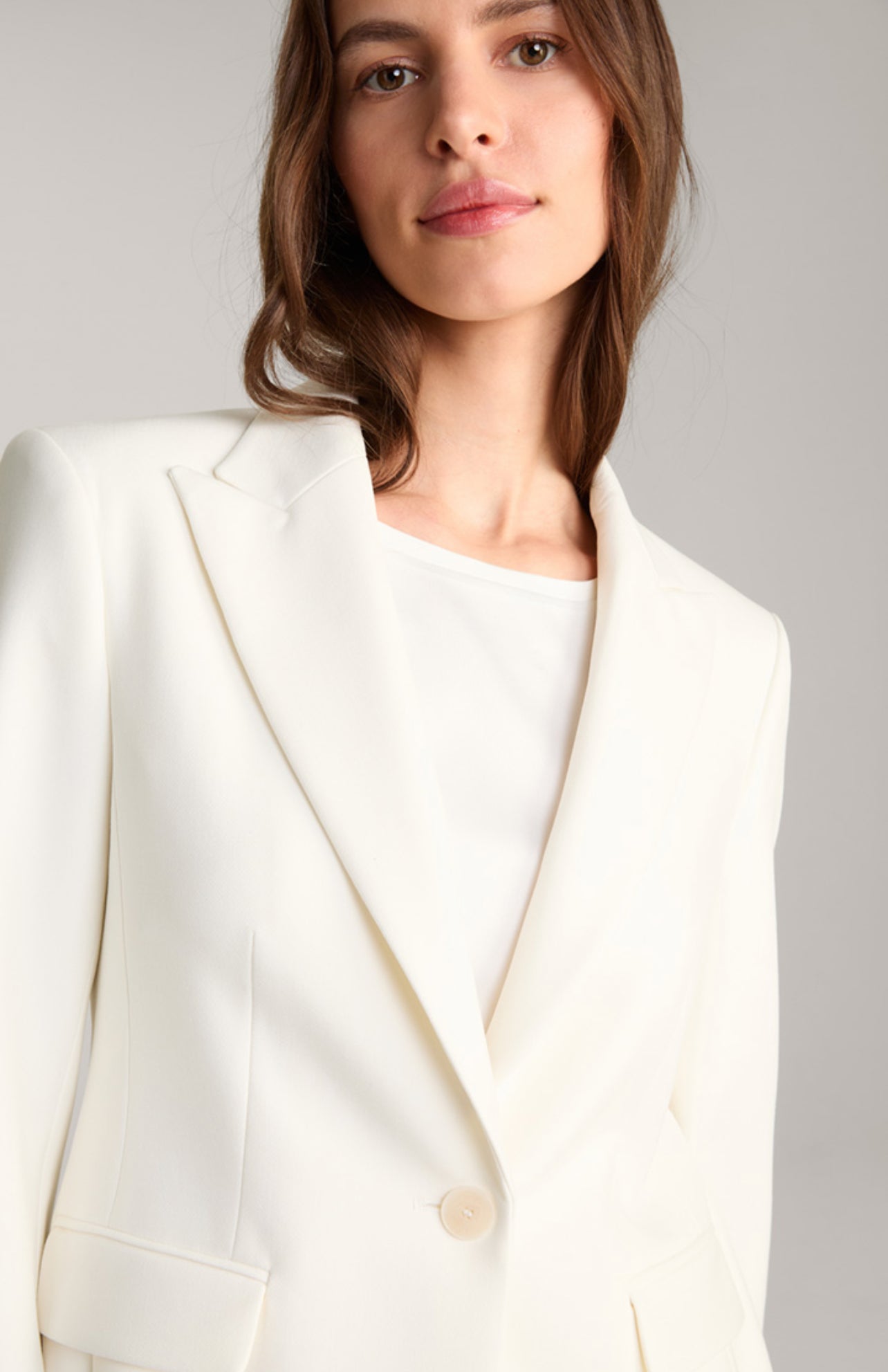 ivory-white-single-breasted-blazer-suit