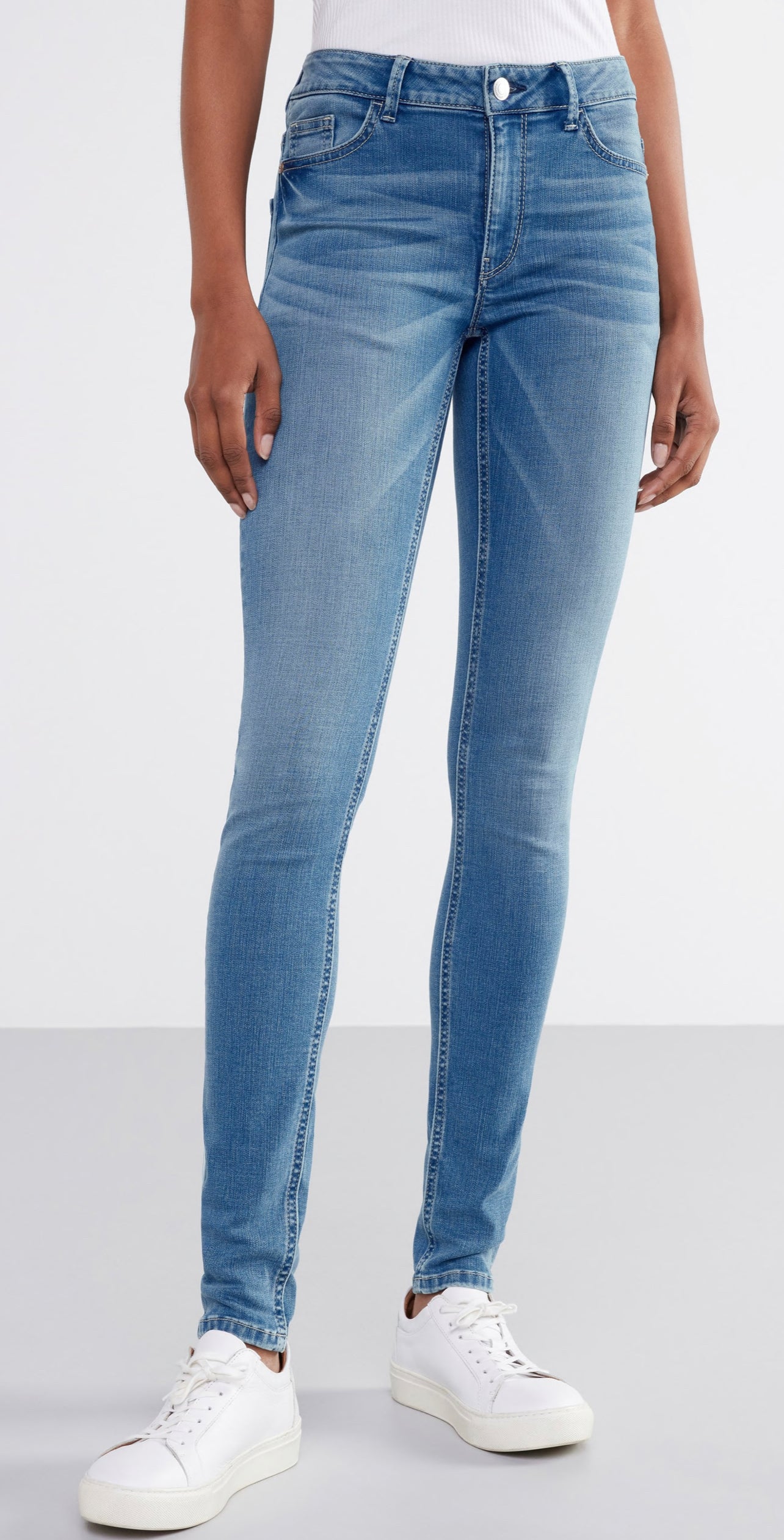 Tiava Slim Fit Mid Blue Jeans