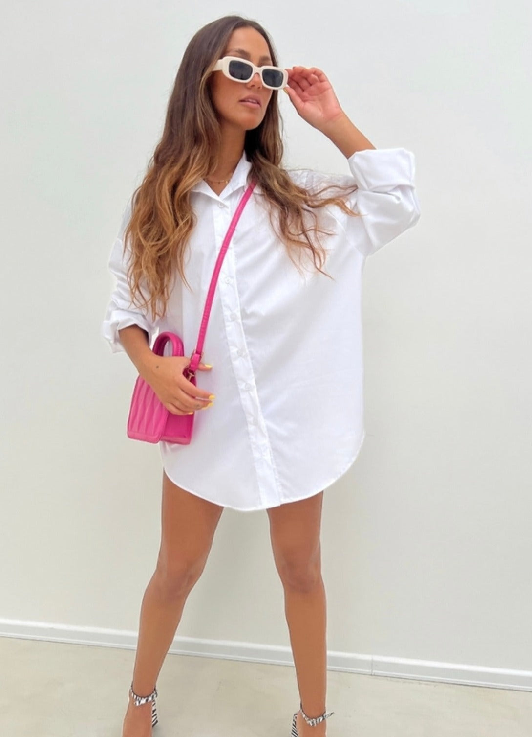 white-cotton-short-shirt-dress-01-kochila-couture